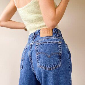 Vintage 1990's Levi's 521 Straight Tapered Leg High Rise Mom Jeans